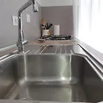Casa Regina Con Box Auto *