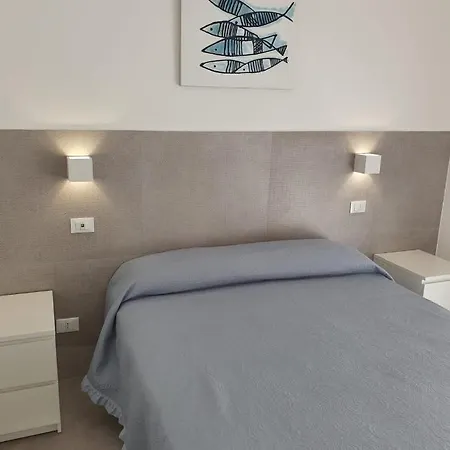 Casa Regina Con Box Auto Appartamento